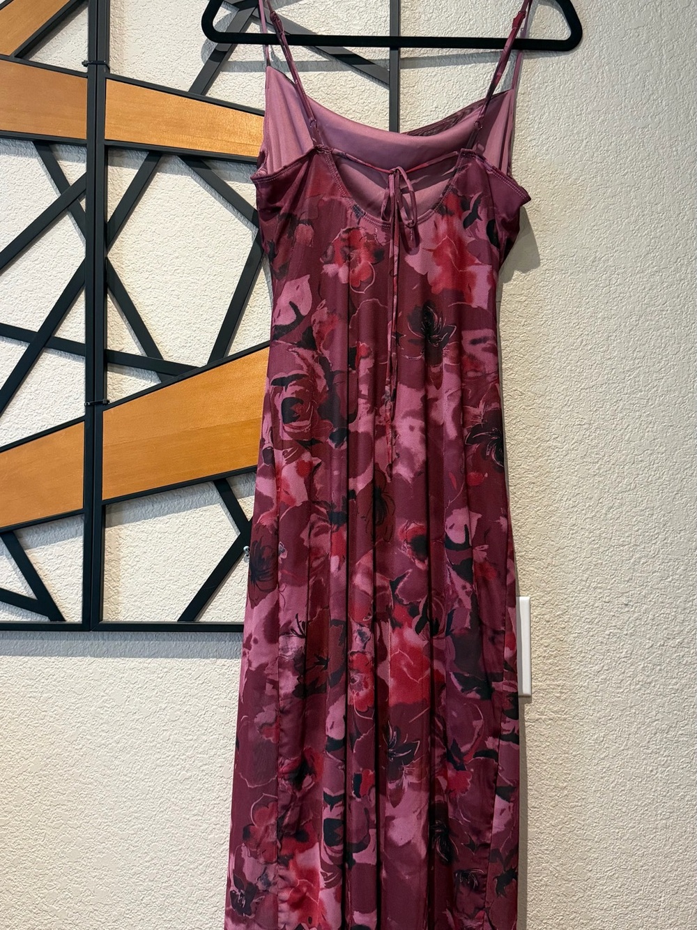 Persaya Strapless backless Floral Cowl Maxi Dress in Berry Mix - Picture 3 of 5